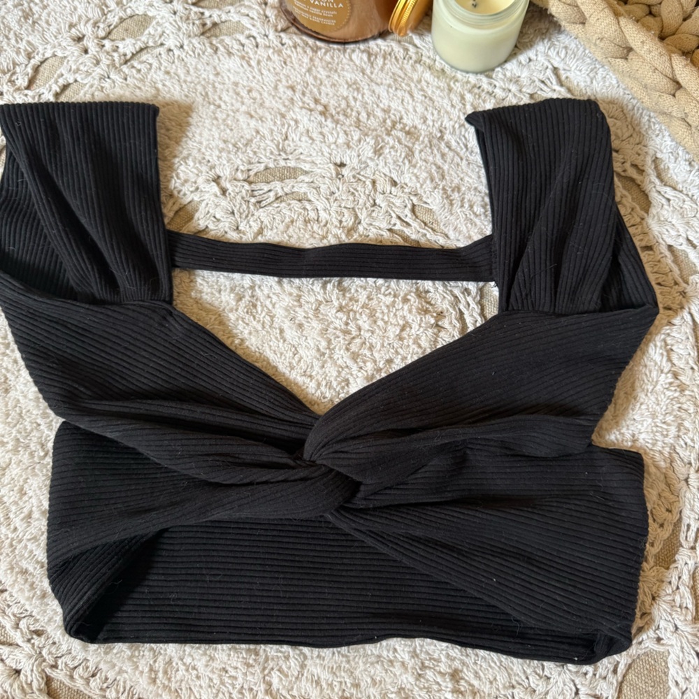 Black Ribbed Twist Front Crop Top